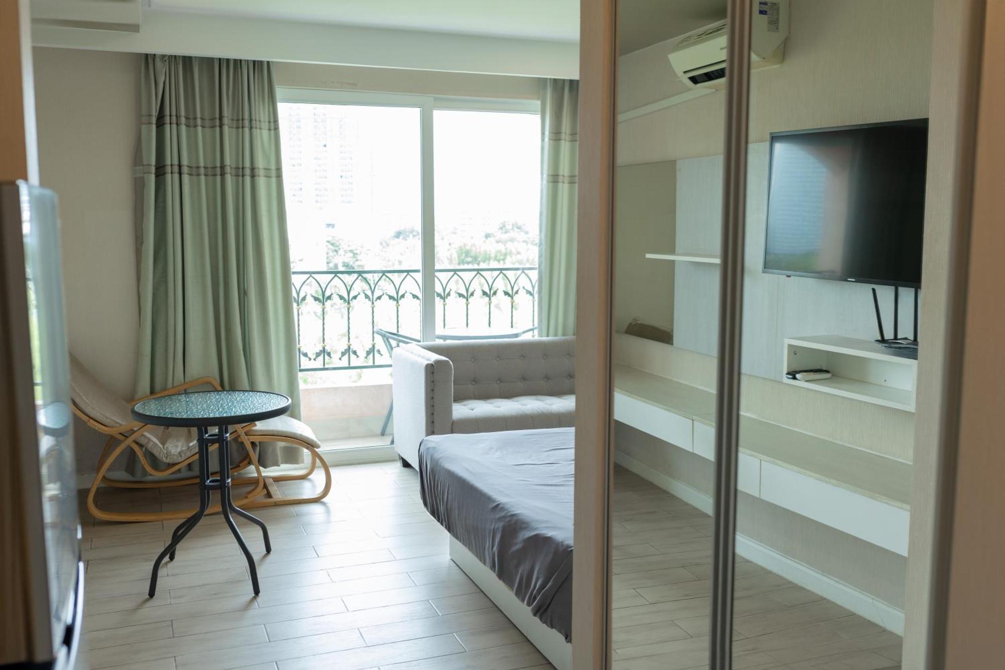 Seven Seas Condo Resort Haat Jomtien Eksteriør bilde